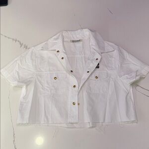 White Short-Sleeve Cropped Shirt with Gold Buttons